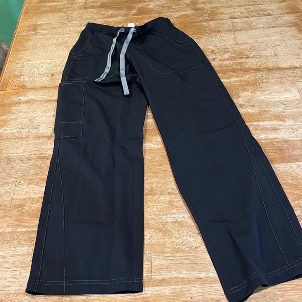 Functional scrub pants